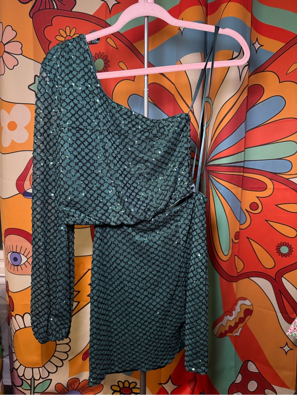 One-Shoulder Sequined Emerald Green TWO PIECE